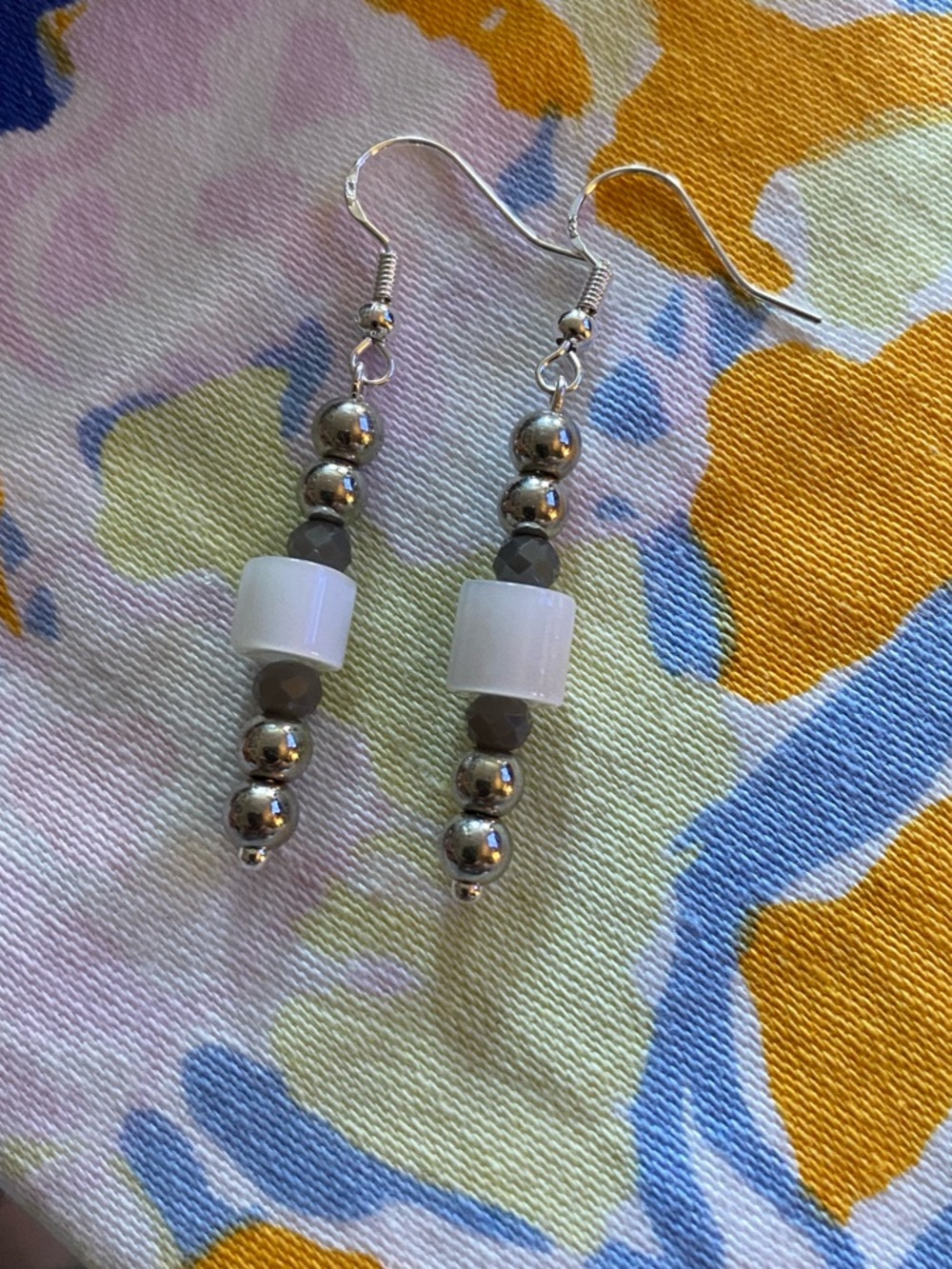 Silver Beaded Dangle Earrings with White Accent! Good Vibes Only 😎